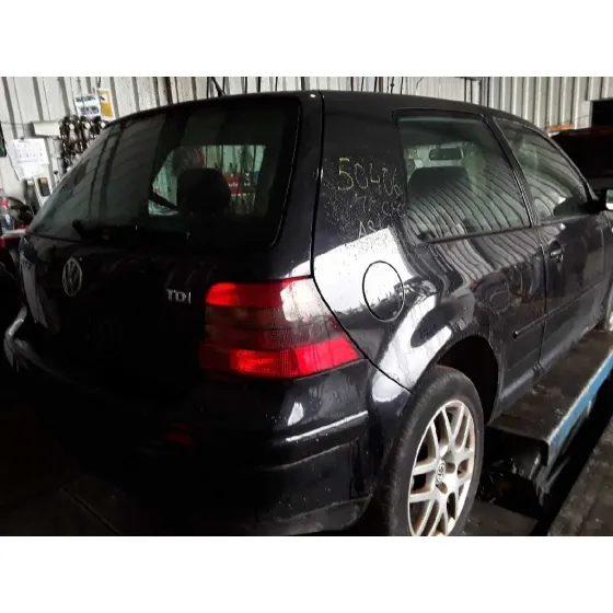 VOLKSWAGEN GOLF IV BERLINA (1J1) '2003 1.9 TDI NEGRO
