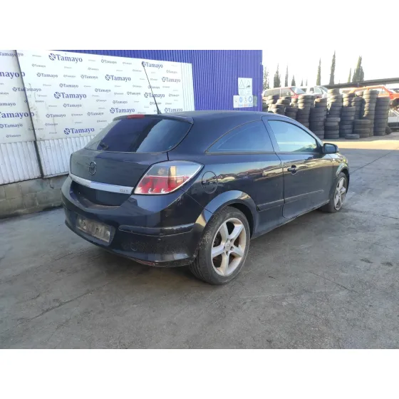 OPEL ASTRA GTC '2006 * NEGRO