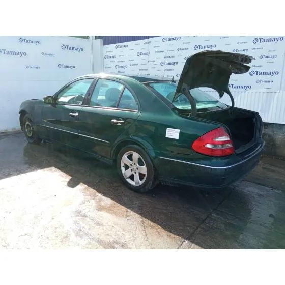 MERCEDES CLASE E (W211) BERLINA '2005 * VERDE