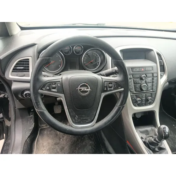 Opel ASTRA J (P10) 2009
