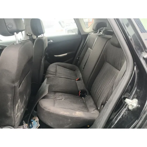 Opel ASTRA J (P10) 2009
