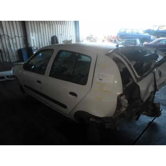 RENAULT CLIO II FASE II (B/CB0) '2008 1.5 DCI DIESEL BLANCO
