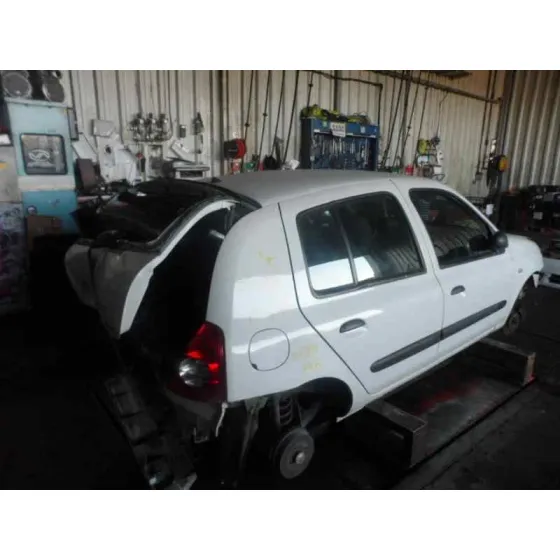 RENAULT CLIO II FASE II (B/CB0) '2008 1.5 DCI DIESEL BLANCO