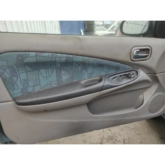 NISSAN ALMERA (N16/E) '2001 1.5 16V CAT AZUL TURQUESA
