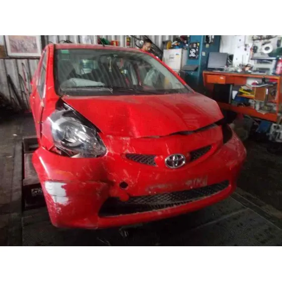 TOYOTA AYGO (KGB/WNB) '2007 1.0 CAT ROJO