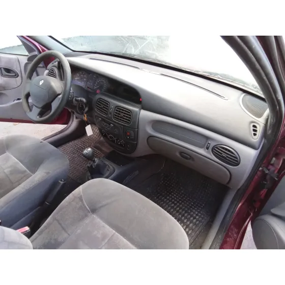 RENAULT MEGANE I FASE 2 GANDTOUR (KA..) '2001 1.9 DCI DIESEL CAT ROJO