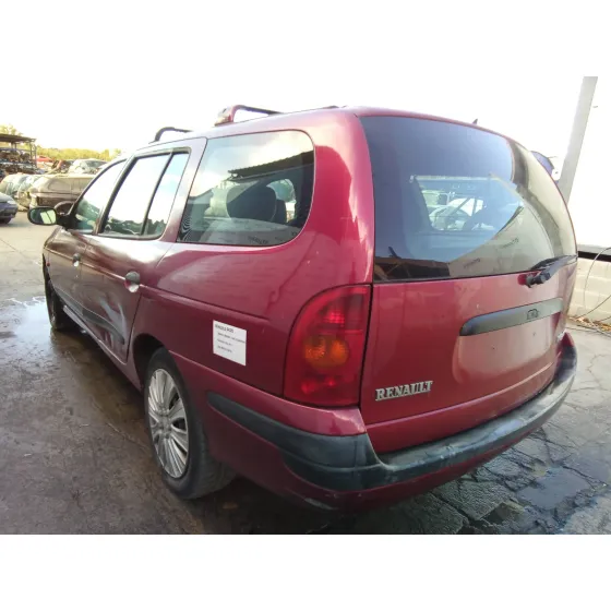 RENAULT MEGANE I FASE 2 GANDTOUR (KA..) '2001 1.9 DCI DIESEL CAT ROJO