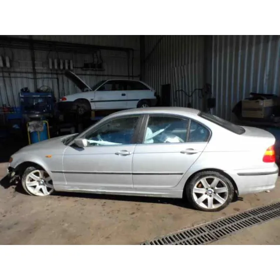BMW SERIE 3 BERLINA (E46) '2001 3.0 24V TURBODIESEL CAT PLATA