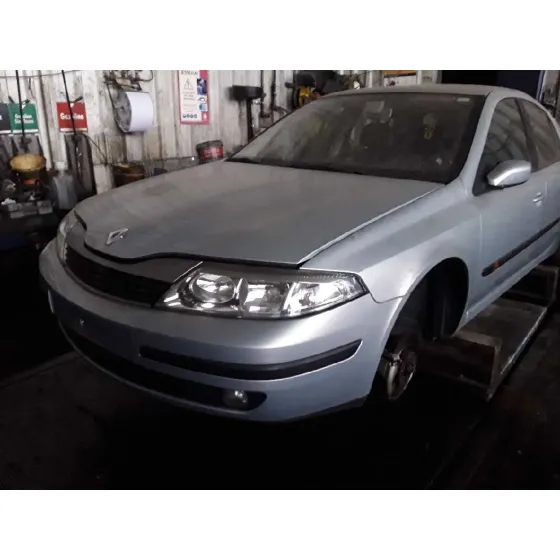 RENAULT LAGUNA II (BG0) '2001 2.0 16V IDE PLATA