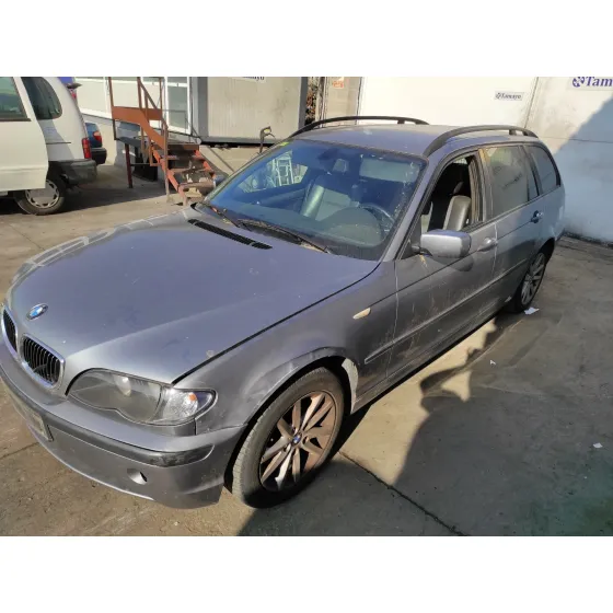 BMW SERIE 3 TOURING (E46) '2004 2.0 16V DIESEL CAT GRIS