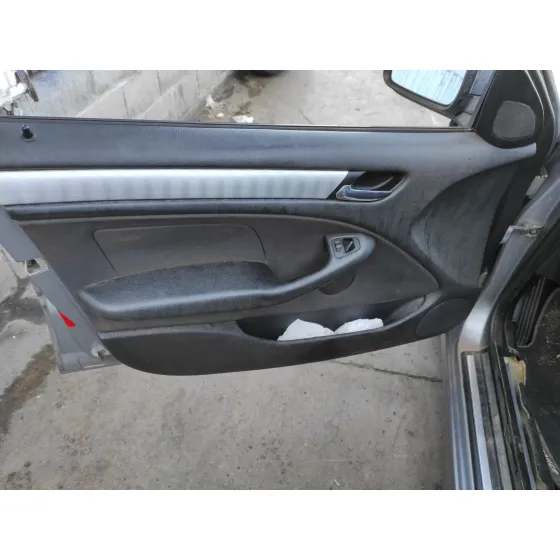 BMW SERIE 3 TOURING (E46) '2004 2.0 16V DIESEL CAT GRIS