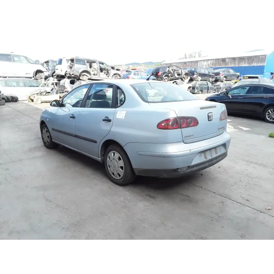 SEAT CORDOBA BERLINA (6L2) '2003 * GRIS