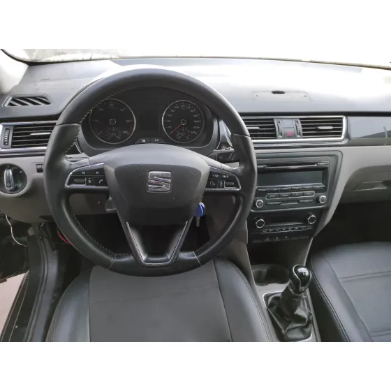 SEAT TOLEDO (KG3) '2014 * NEGRO
