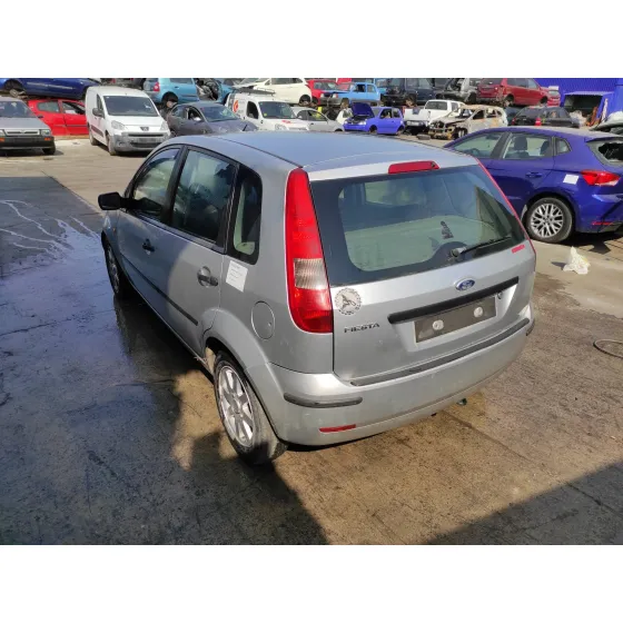 FORD FIESTA (CBK) '2002 1.4 16V CAT PLATA