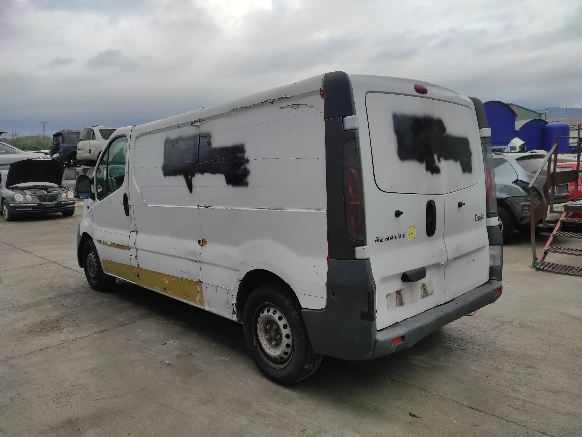 OPEL VIVARO OPEL VIVARO '2004 * BLANCO 2001