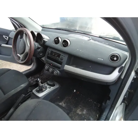 SMART FORFOUR '2019 1.3 CAT PLATA