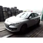 RENAULT MEGANE III BERLINA 5 P RENAULT MEGANE III BERLINA 5 P '2012 1.2 16V BLANCO 2008