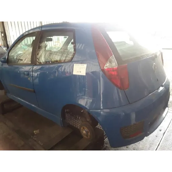 FIAT PUNTO BERLINA (188) '2003 1.4 16V SPORTING AZUL