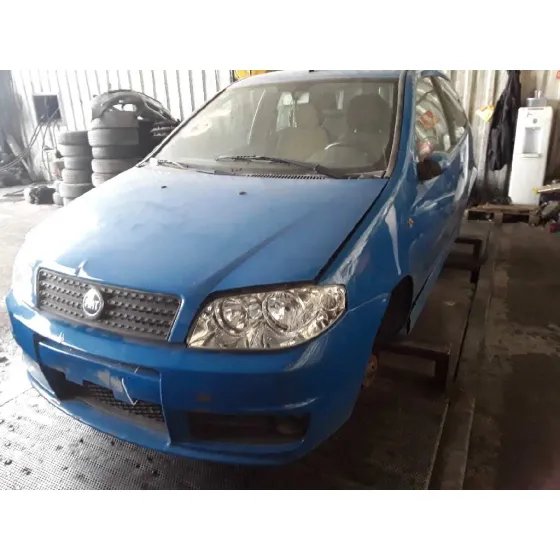 FIAT PUNTO BERLINA (188) '2003 1.4 16V SPORTING AZUL