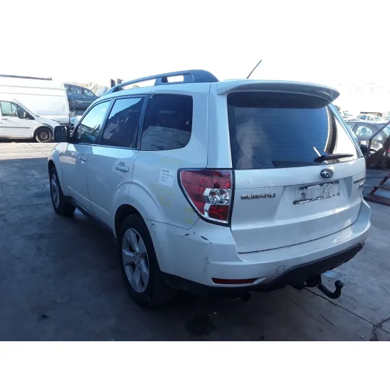 SUBARU FORESTER S12 '2010 XS CLASSIC BLANCO SATINADO