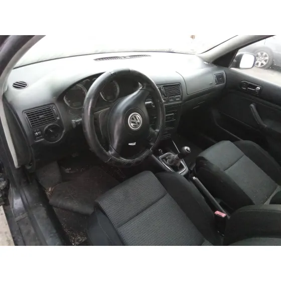VOLKSWAGEN GOLF IV BERLINA (1J1) '2003 1.6 16V NEGRO
