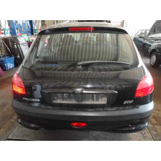PEUGEOT 206 BERLINA '1998 1.4 NEGRO