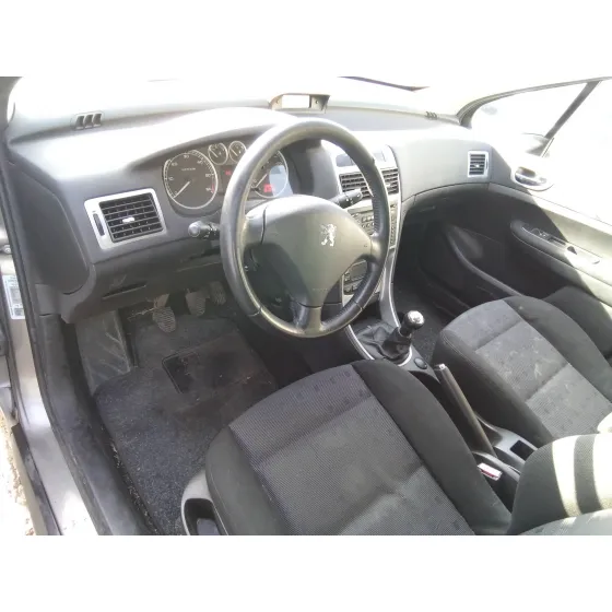 PEUGEOT 307 BREAK / SW (S1) '2004 1.6 HDI MARRON