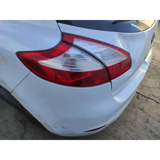 RENAULT MEGANE III BERLINA 5 P '2012 1.5 DCI DIESEL FAP BLANCO