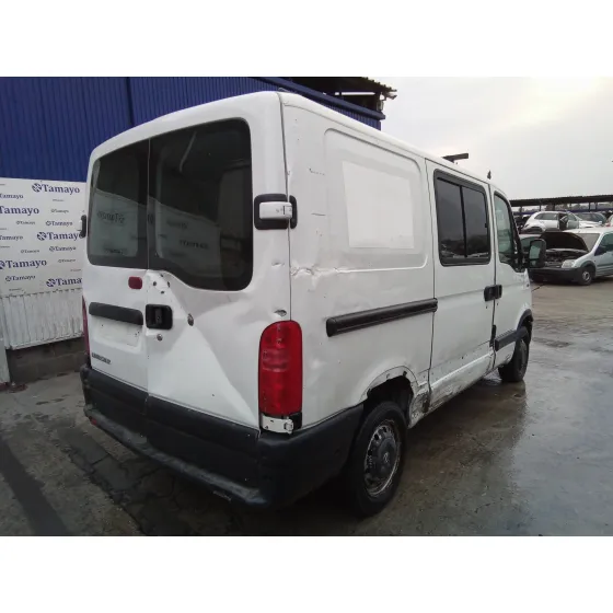 NISSAN INTERSTAR (X70) '2002 CAJA CERRADA, L 1H1, BATALLA CORTA 2,8T BLANCO