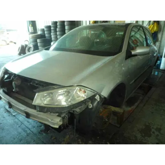 RENAULT MEGANE II BERLINA 3P '2005 1.9 DCI DIESEL PLATA