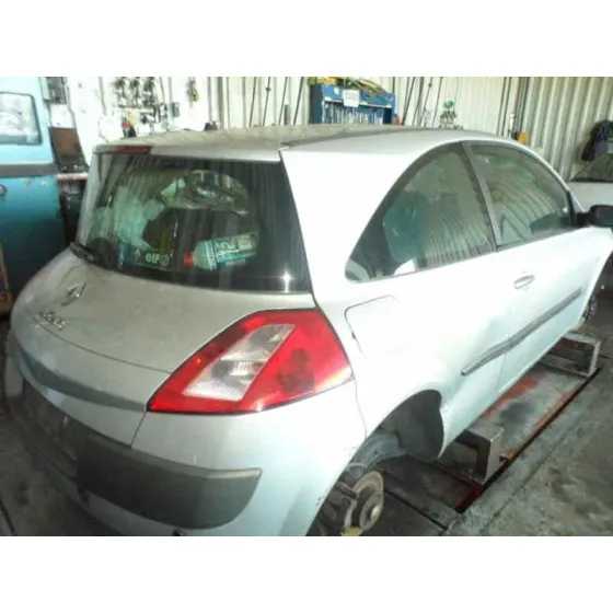 RENAULT MEGANE II BERLINA 3P '2005 1.9 DCI DIESEL PLATA