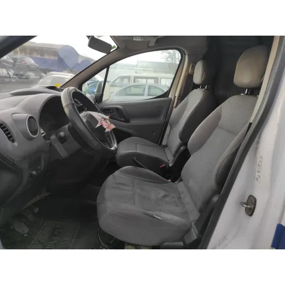 PEUGEOT PARTNER (S2) '2009 * BLANCO ROTULADO