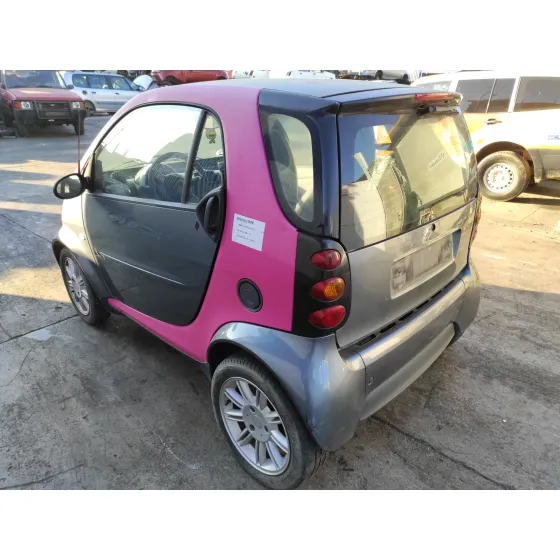 SMART FORTWO COUPE '2005 0.7 GRIS I LILA