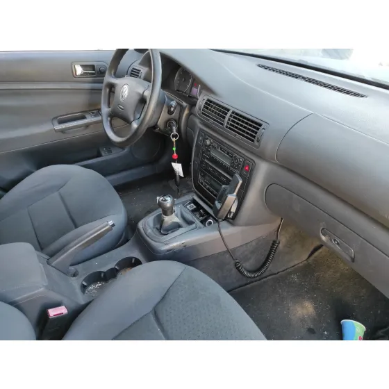 VOLKSWAGEN PASSAT VARIANT (3B6) '2003 2.0 20V CAT (ALT) AZUL MARINO