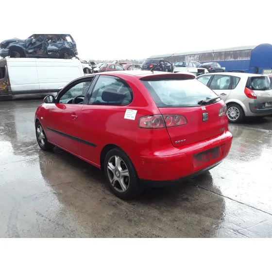 SEAT IBIZA (6L1) '2005 * ROJO