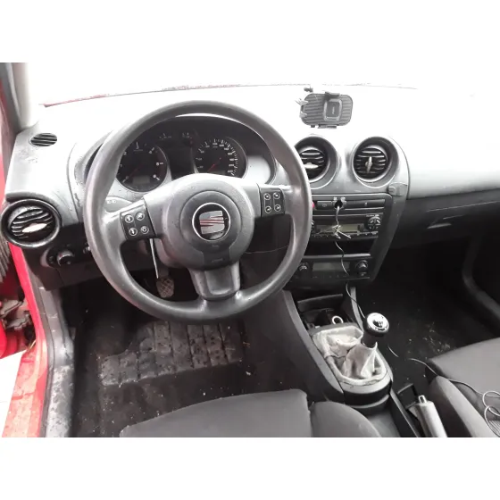 SEAT IBIZA (6L1) '2005 * ROJO