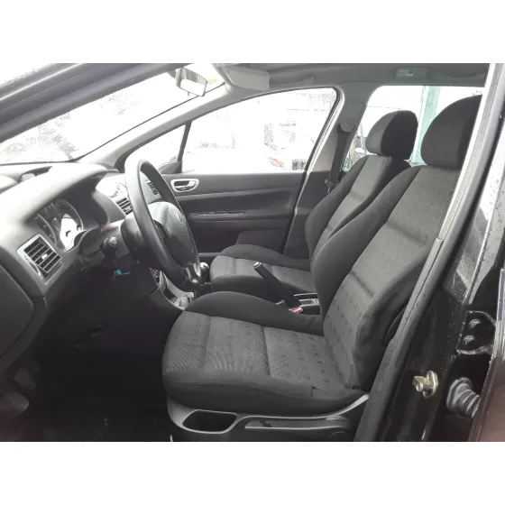 PEUGEOT 307 BREAK / SW (S1) '2004 * NEGRO