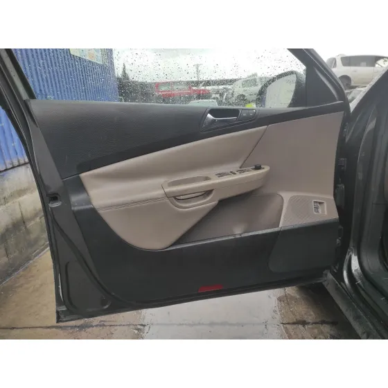 VOLKSWAGEN PASSAT BERLINA (3C2) '2006 * NEGRO