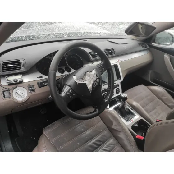 VOLKSWAGEN PASSAT BERLINA (3C2) '2006 * NEGRO
