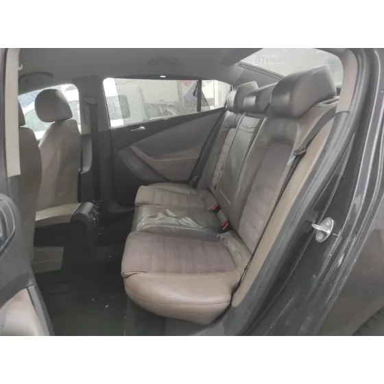 VOLKSWAGEN PASSAT BERLINA (3C2) '2006 * NEGRO