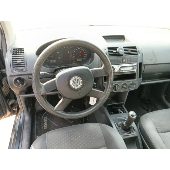 Volkswagen POLO IV (9N_, 9A_) 2001