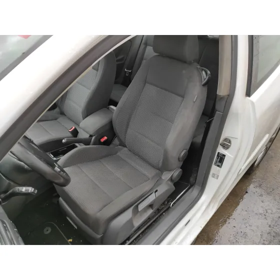 VOLKSWAGEN GOLF V BERLINA (1K1) '2007 1.4 16V TSI BLANCO