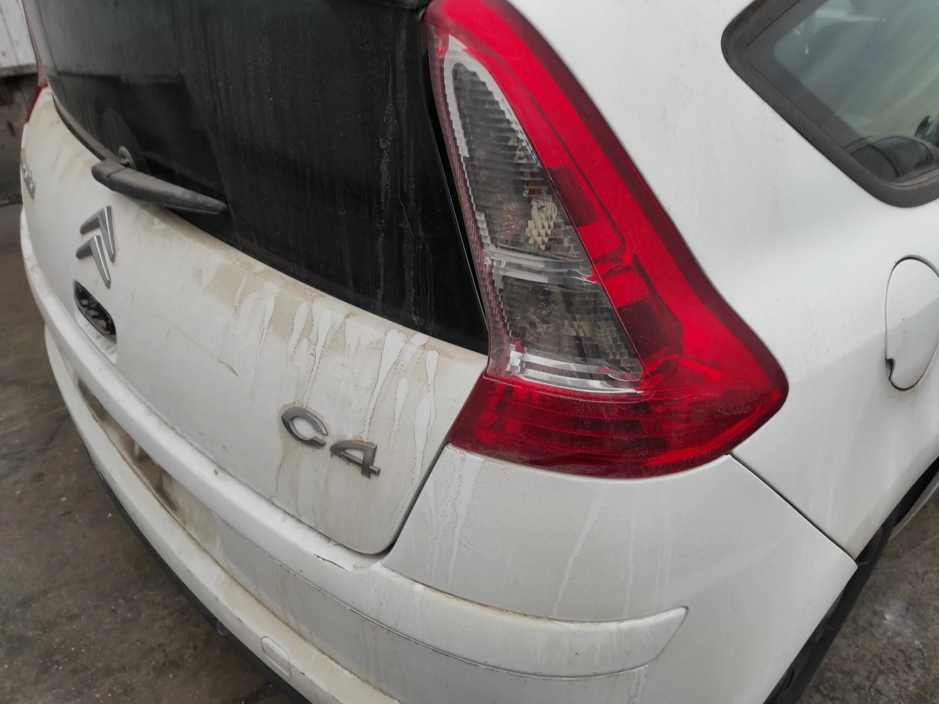 CITROEN C4 COUPE '2010 1.6 16V HDI FAP BLANCO