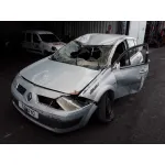 RENAULT MEGANE II BERLINA 5P RENAULT MEGANE II BERLINA 5P '2004 DYNAMIQUE VERDE 2004