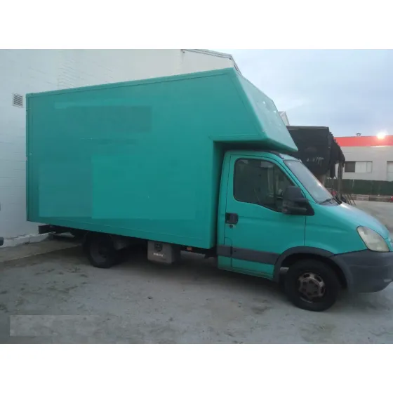IVECO DAILY CAJA CERRADA (2006 =>) '2008 CAJA CERRADA GRAN ESPACIO 35C... BATALLA 3300 TURQUESA