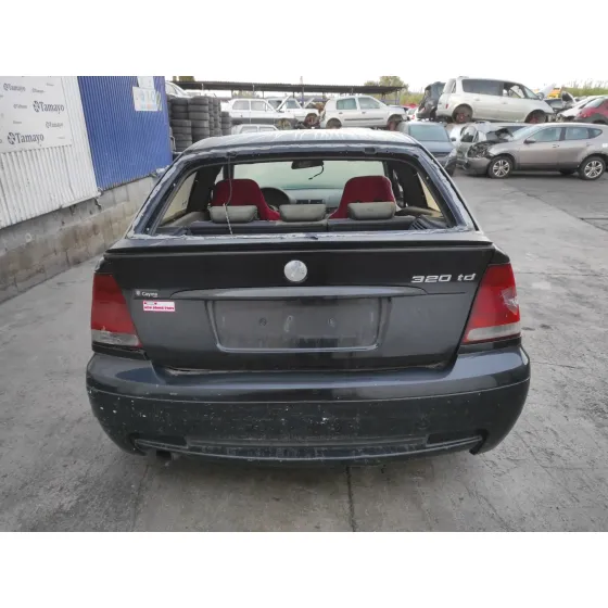 BMW SERIE 3 COMPACT (E46) '2004 2.0 16V NEGRO