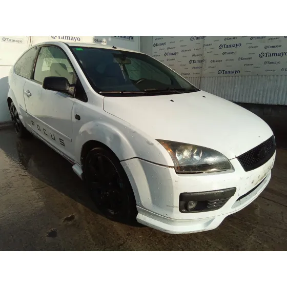 FORD FOCUS BERLINA (CAP) '2005 2.0 TDCI CAT BLANCO