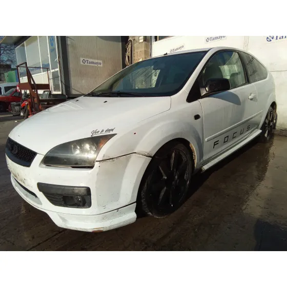 FORD FOCUS BERLINA (CAP) '2005 2.0 TDCI CAT BLANCO