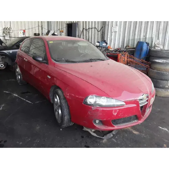 ALFA ROMEO 147 (190) '2005 1.9 JTD 8V IMPRESSION ROJO