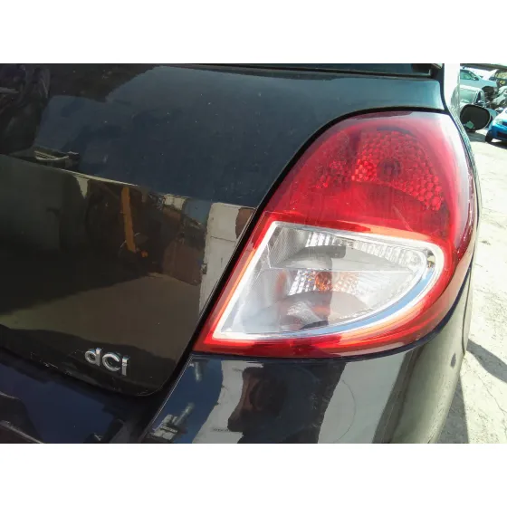 RENAULT CLIO III '2011 1.5 DCI DIESEL FAP NEGRO